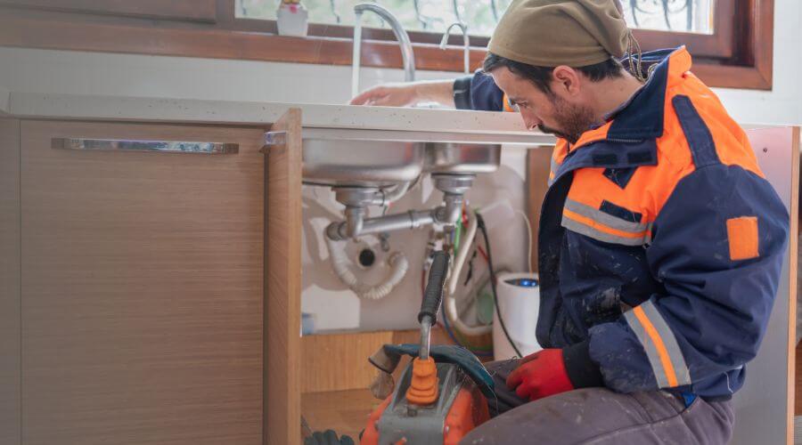 leaky faucet repair in Gibsonton, FL